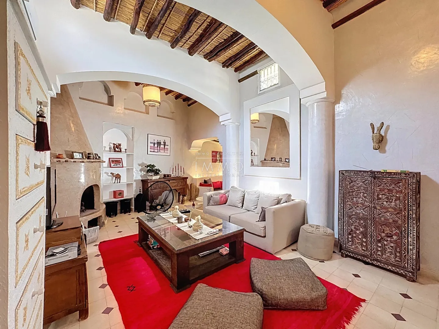 Magnífica propiedad de una sola planta con impresionantes vistas del atlas