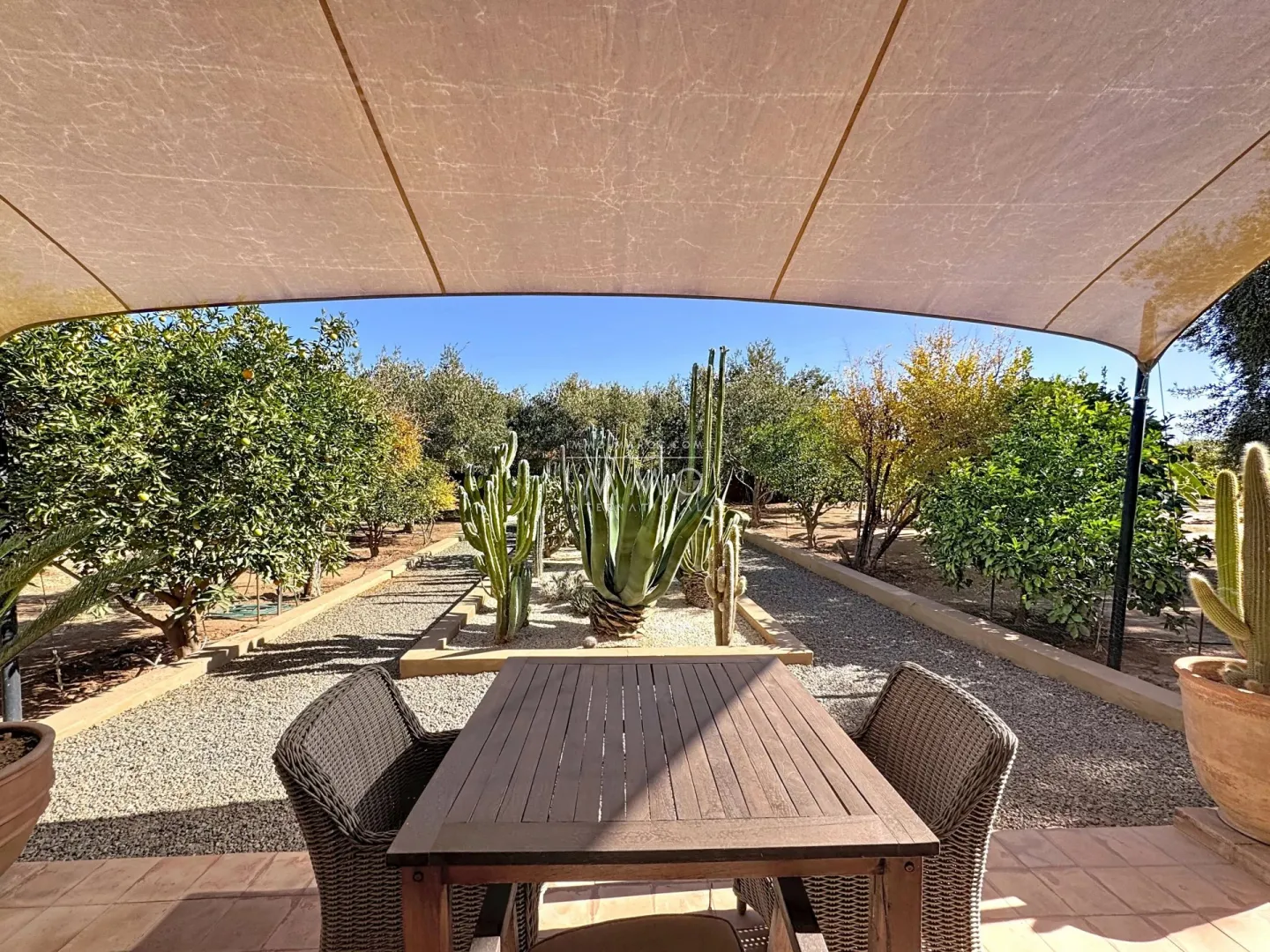 Magnífica propiedad de una sola planta con impresionantes vistas del atlas