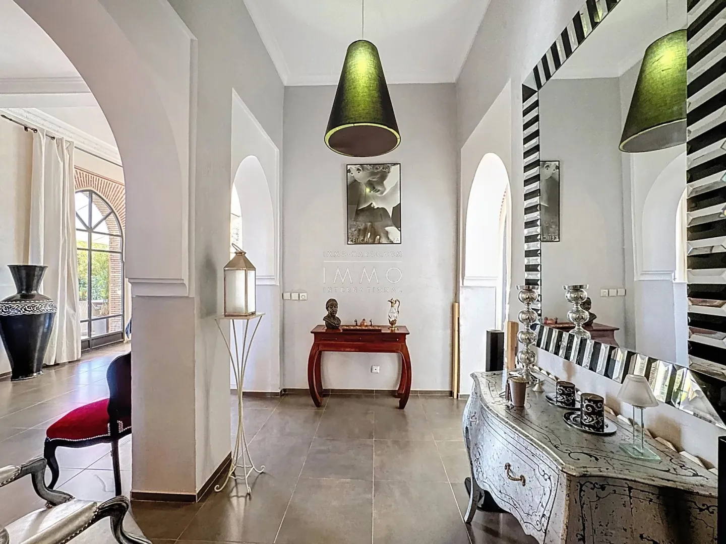 Magnífica propiedad de una sola planta con impresionantes vistas del atlas