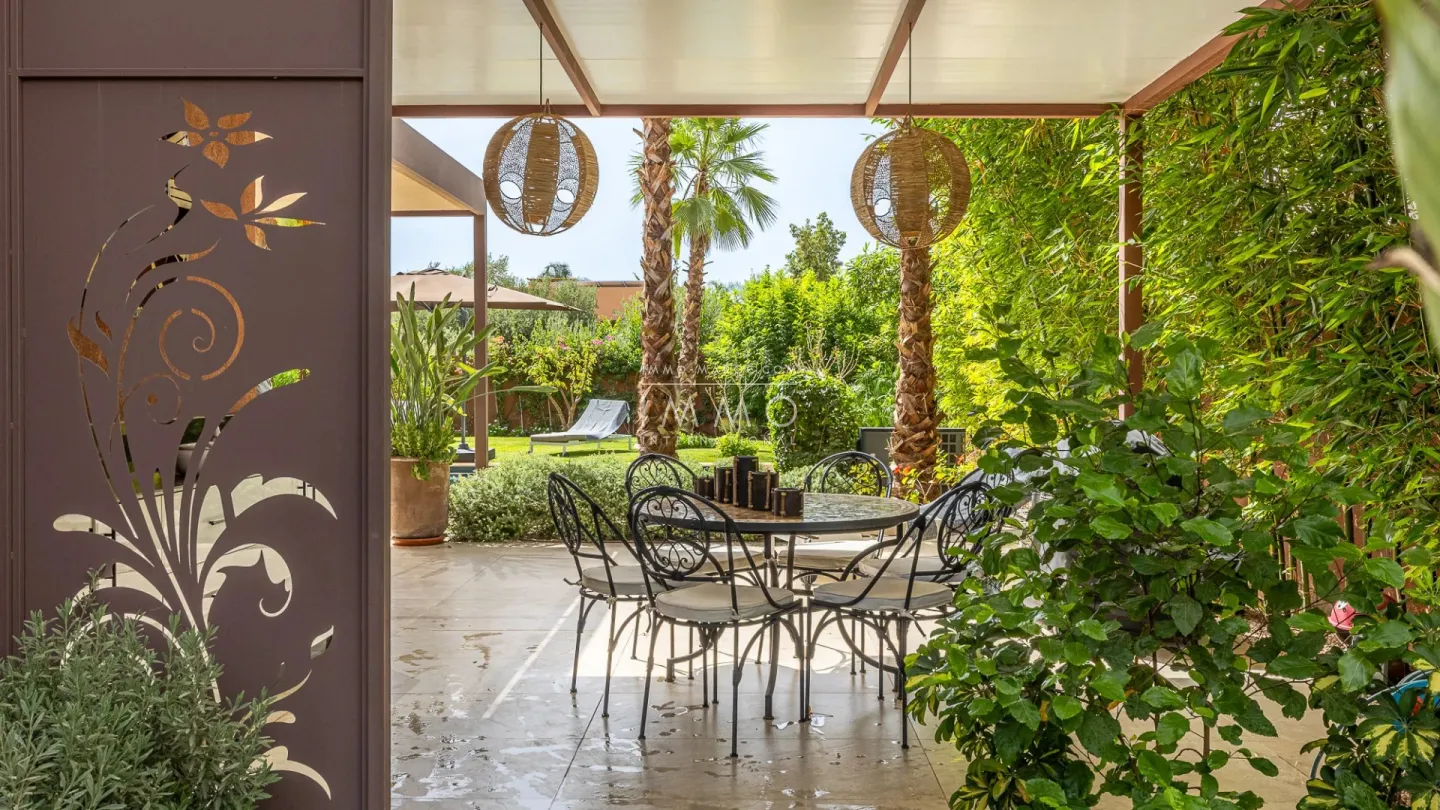 Villa de lujo en marrakech con piscina y jardín privado