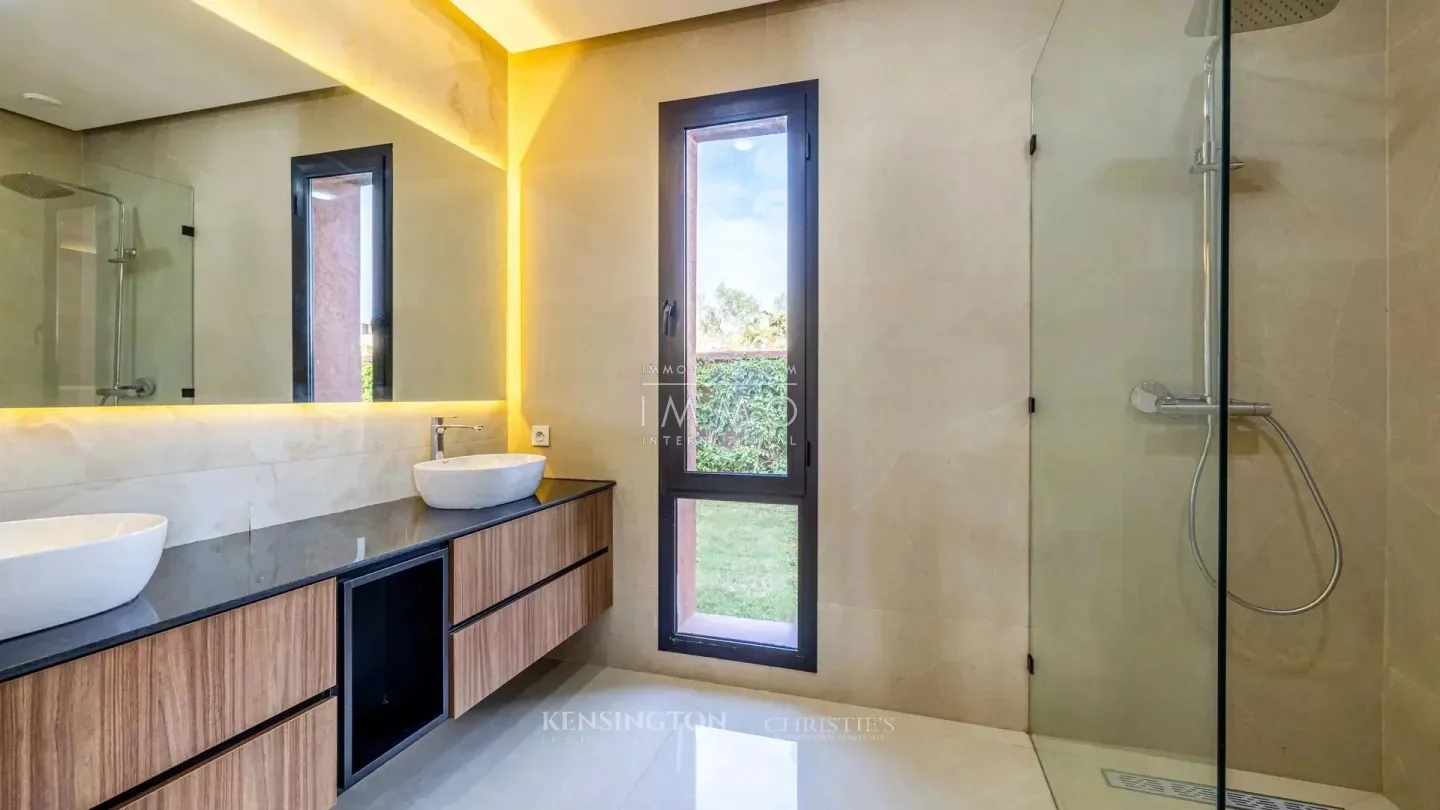 Villa de lujo en marrakech con piscina y jardín privado