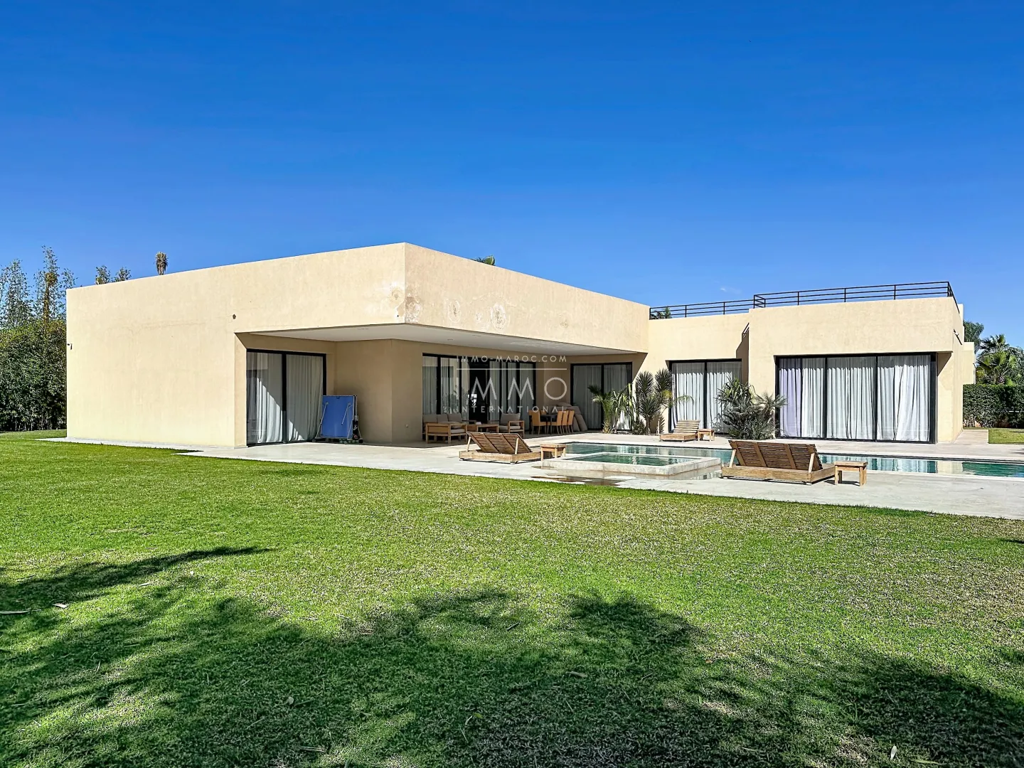Magnifique villa de luxe avec 4 suites – route de l’ourika km 9, residence securisee - Photo 1