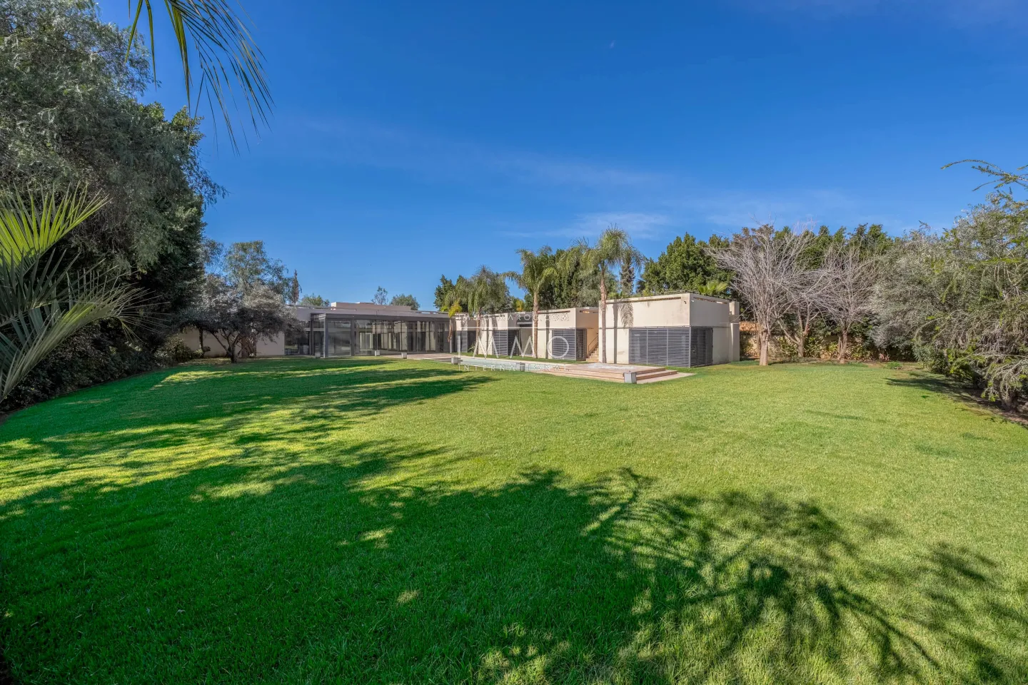 Grande villa de plain-pied en première ligne de golf à al maaden - Photo 4