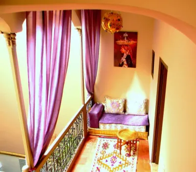 Venta de acceso Riad Marrakech de coches dentro de los 10 minutos del lugar