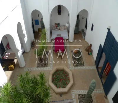Riad en venta en Marrakech menos de 10 minutos del Riad Laarous