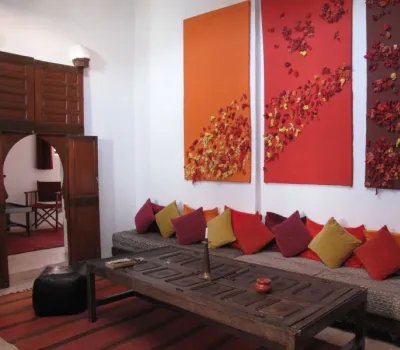 compra riad hostal de Marrakech a menos de 10 minutos de la Place Sidi Mimoune