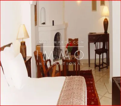 compra riad hostal de Marrakech a menos de 10 minutos en lugar de Kasbah