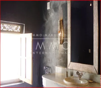 compra riad hostal de Marrakech a menos de 10 minutos en lugar de Kasbah