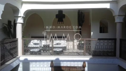 Vente riad Marocain épuré Marrakech 10 minutes de la place 