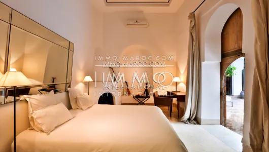 Riad-alquiler-piscina-Medina