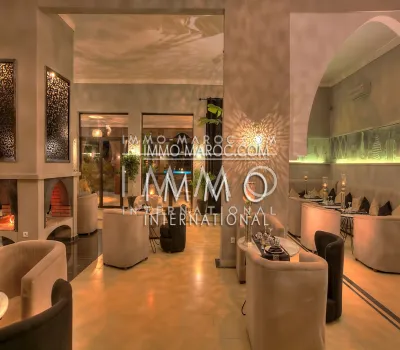 Venta casa de lujo Marrakech Marruecos exterior elegante Ruta Amizmiz