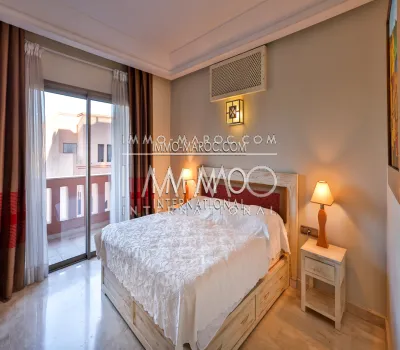 venta apartamento de lujo de dos habitaciones con vistas al jardín