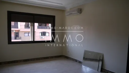 Apartamento en el centro de alquiler elegante ciudad marroquí de Marrakech Guéliz