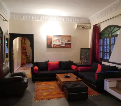 Alquiler casa Marrakech Marruecos exterior elegante Ruta Ourika