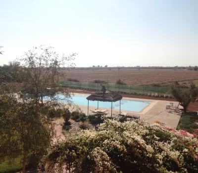 Casa en alquiler elegante marroquí Marrakech Exterior ruta Fes