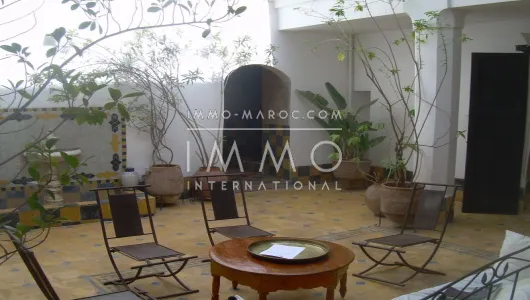 Riad en venta en Marrakech menos de 10 minutos desde el lugar de Riad Laarous