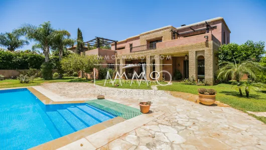 Villa en venta marroquí limpia Marrakech Golfs Amelkis
