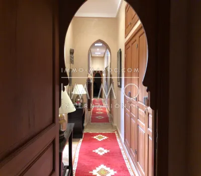 Location villa Contemporain Marrakech Extérieur Ecole américaine Route Ouarzazate