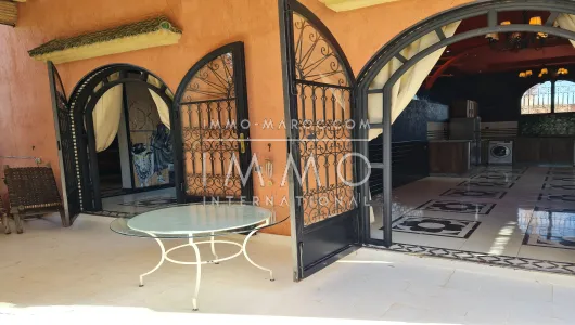 Location villa Marocain épuré Marrakech Extérieur Route Ourika