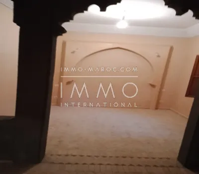 Riad en venta en Marrakech el acceso de coches dentro de los 10 minutos del lugar