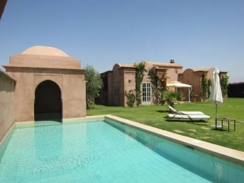 Contemporánea exterior ruta Marrakech Ouarzazate